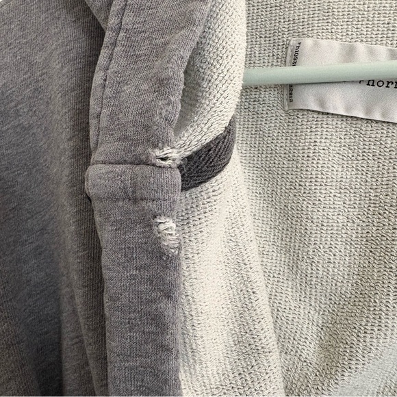 Wings + Horns Textured Gray Knit 100% Organic Cotton Robe with Belt One Size - Picture 3 of 13